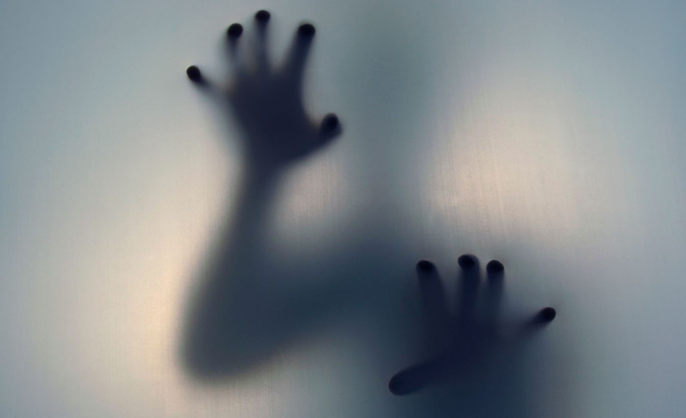 Paranormal podcast list image.